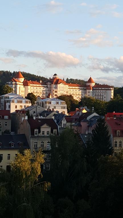 App Karlovy Vary Extérieur photo