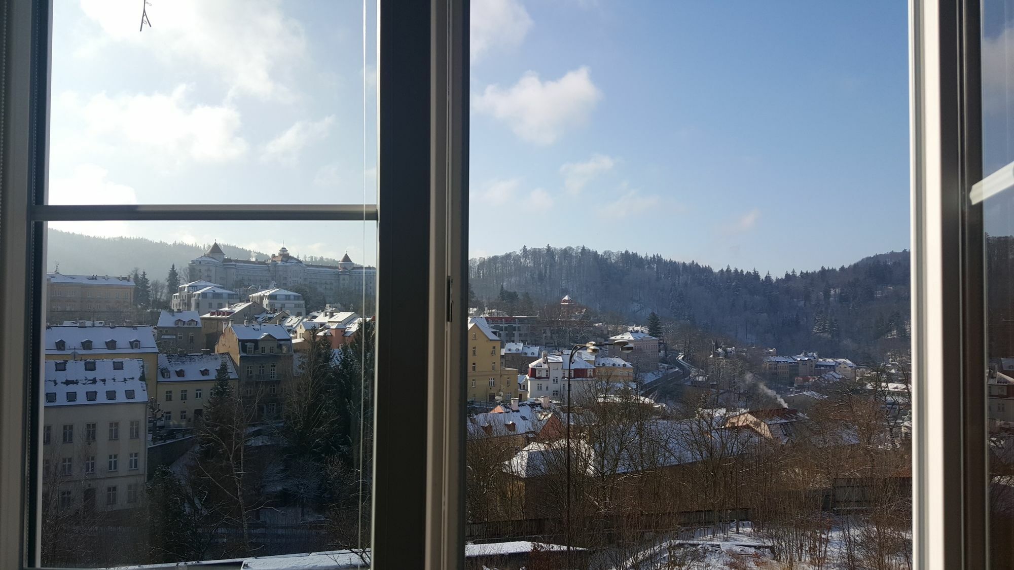 App Karlovy Vary Extérieur photo